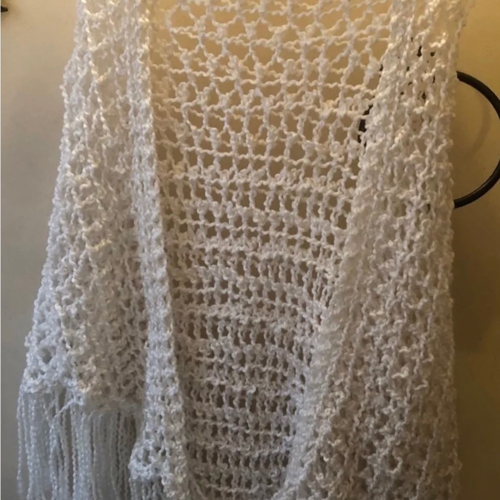 Plus Size Beautiful White Shawl Wrap Size XL-XXXL Triangle Handmade Crochet